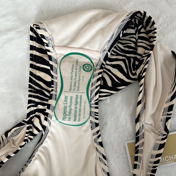 Michael Kors 2 Piece Zebra Print Bikini Women’s size Medium Zip Bra - Picture 9 of 9